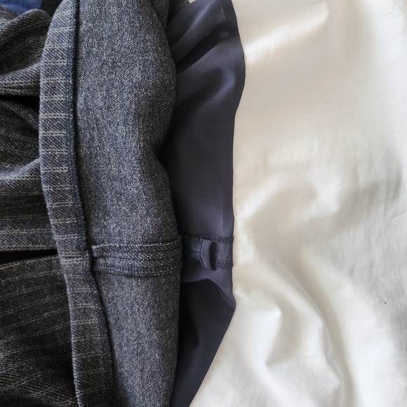 Theory Layered Look Cropped Striped Mockneck Sweater White Oxford Buttondown Top - Picture 4 of 6